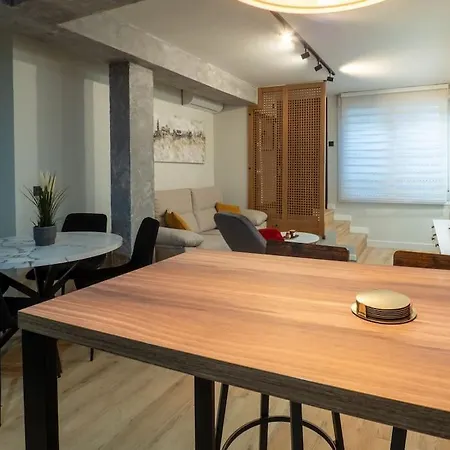 Apartmán Bhost - La Sacristia 2 *