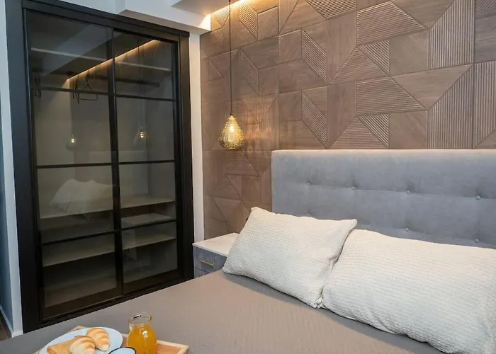 Bhost - La Sacristia 2 *