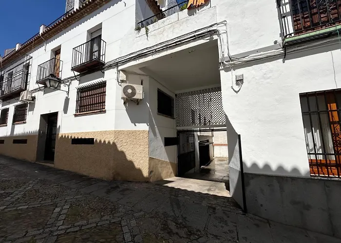 Bhost - La Sacristia 2 *